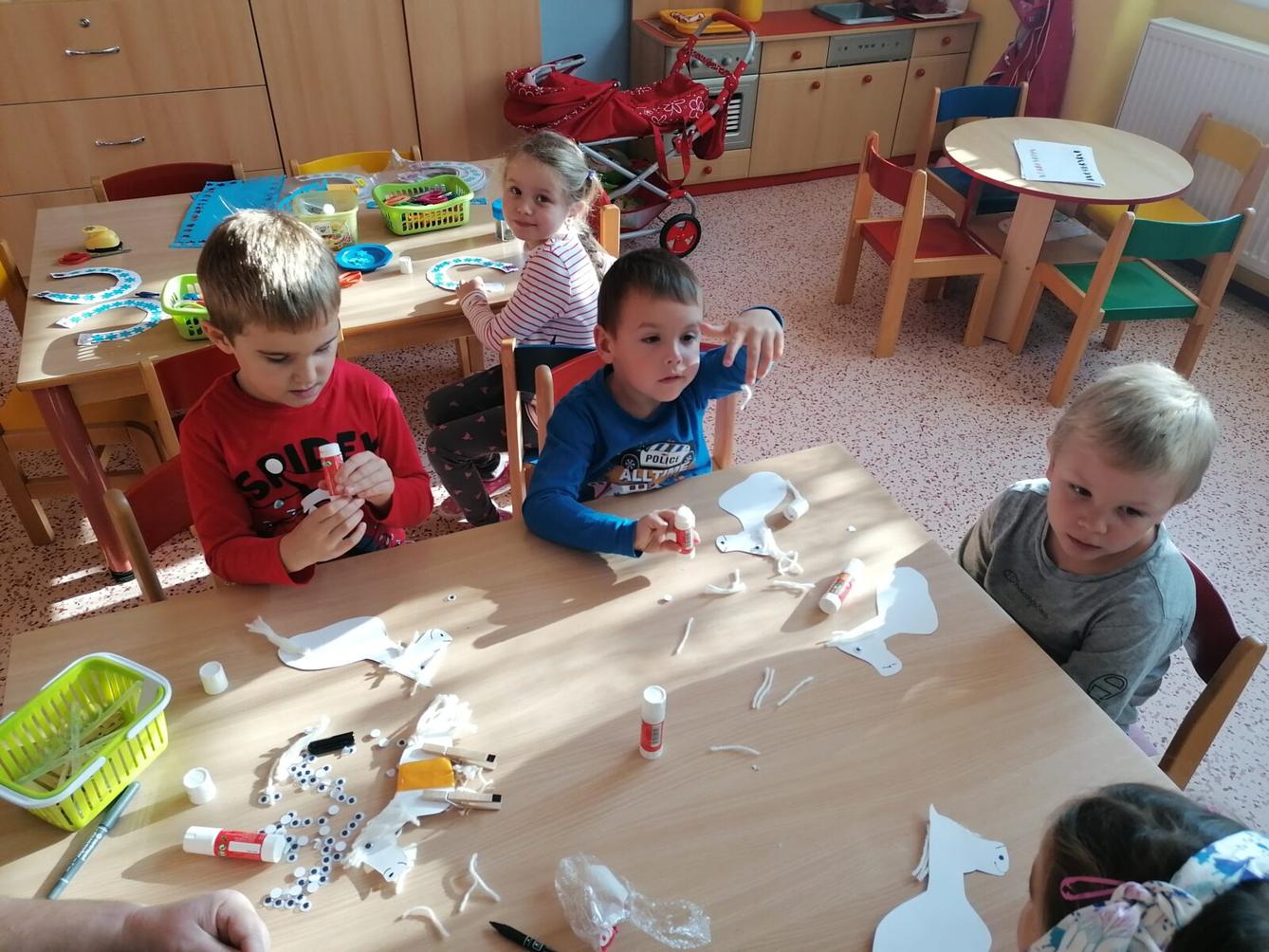 Tvořeníčko, tvoření: sv. Martin- koníčci :-) - 42