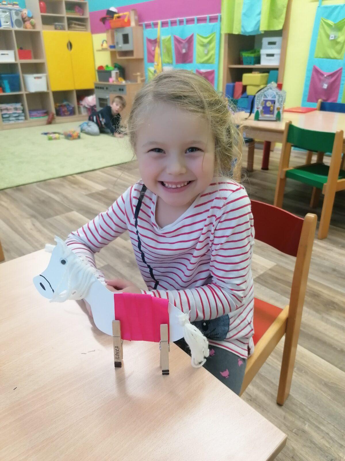 Tvořeníčko, tvoření: sv. Martin- koníčci :-) - 60