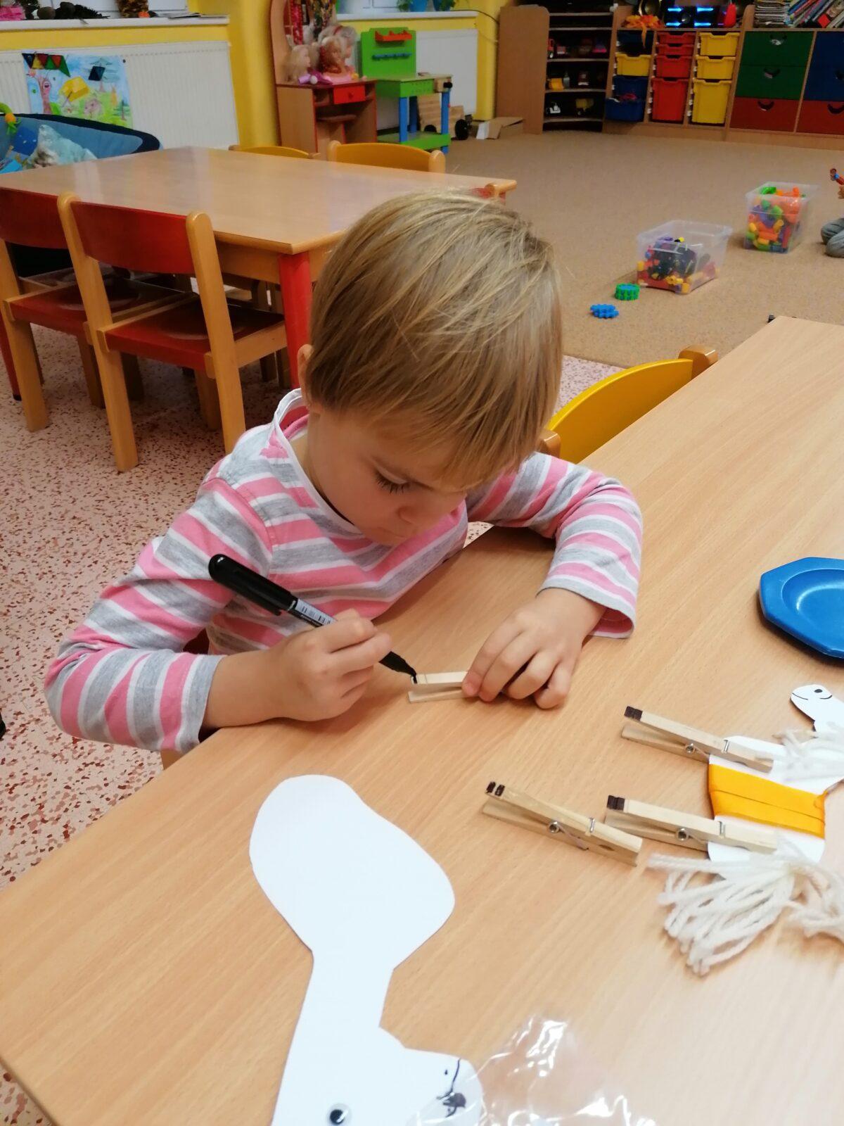 Tvořeníčko, tvoření: sv. Martin- koníčci :-) - 62