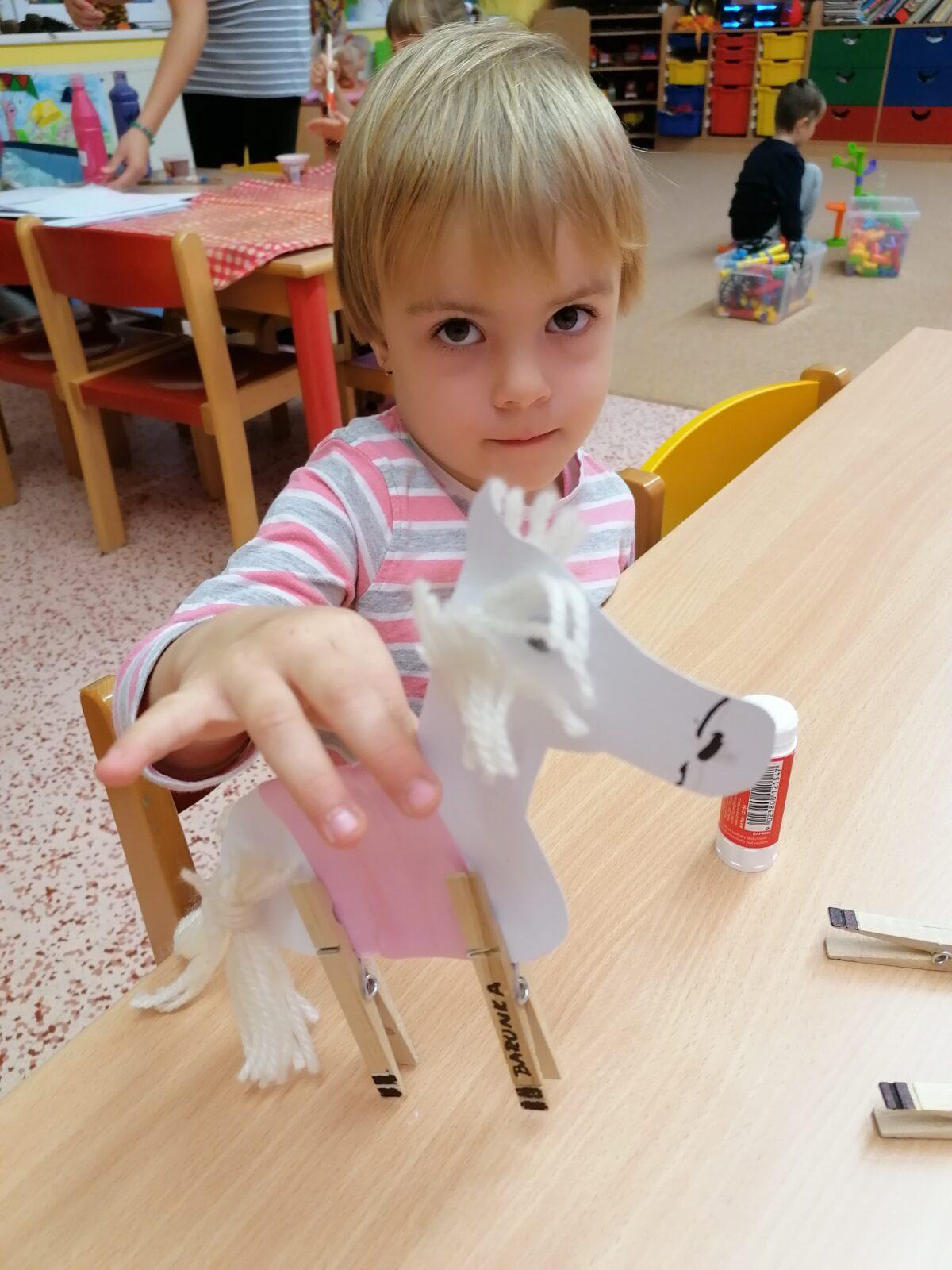 Tvořeníčko, tvoření: sv. Martin- koníčci :-) - 64