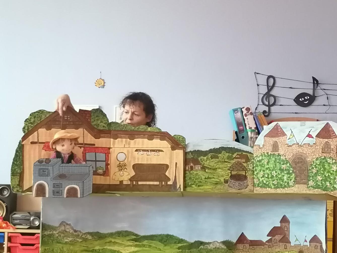 Divadýlko v MŠ: "Jak se Honza stal rytířem" :-) - 5