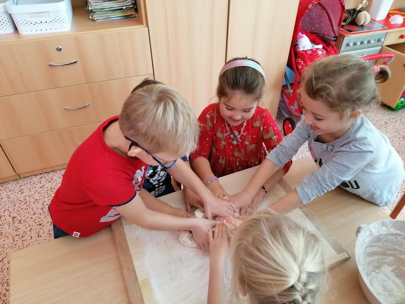 Pečeníčko, pečení: SVATOMARTINSKÉ ROHLÍČKY - 16