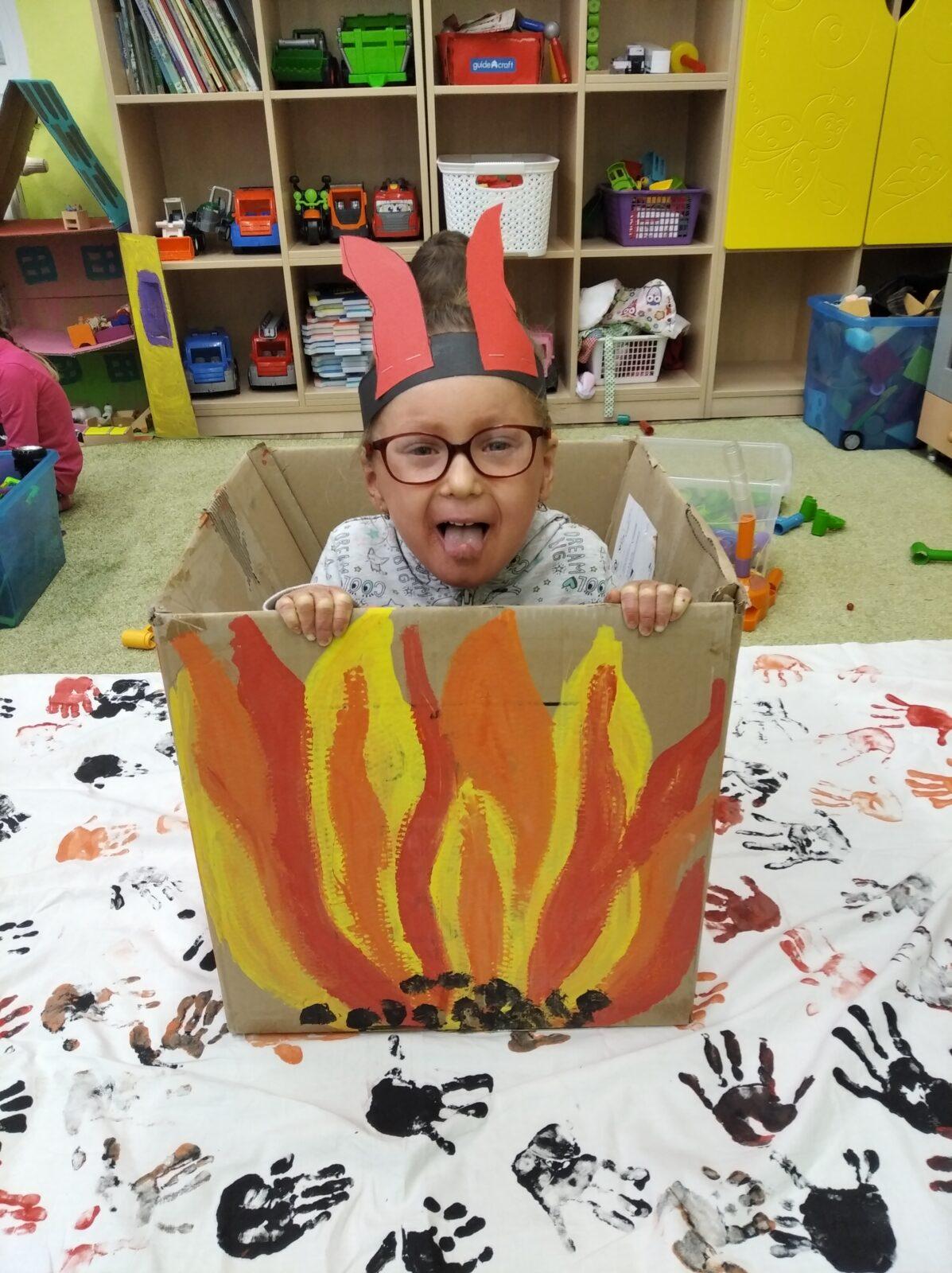 broučci: čertoviny-příprava peklíčka - 9