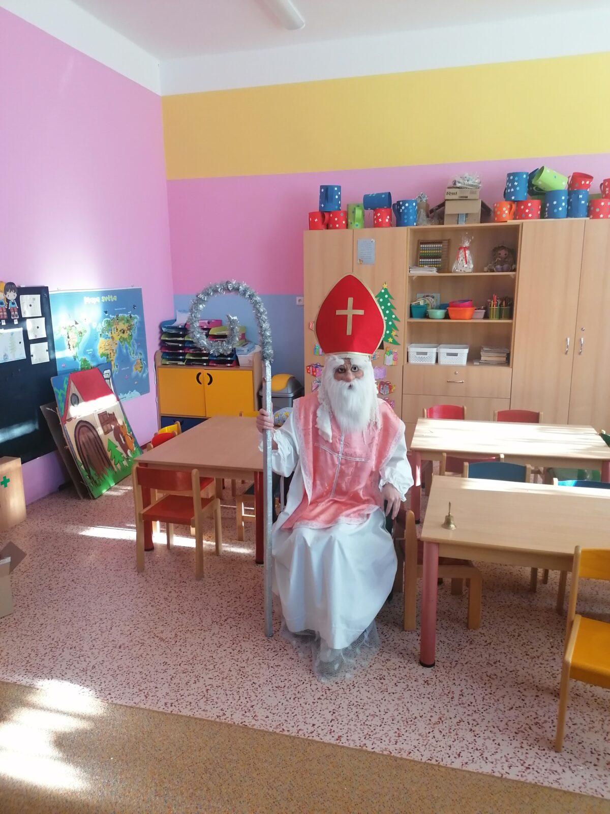 ČERTOVSKÁ BESÍDKA V MŠ :-) - 16