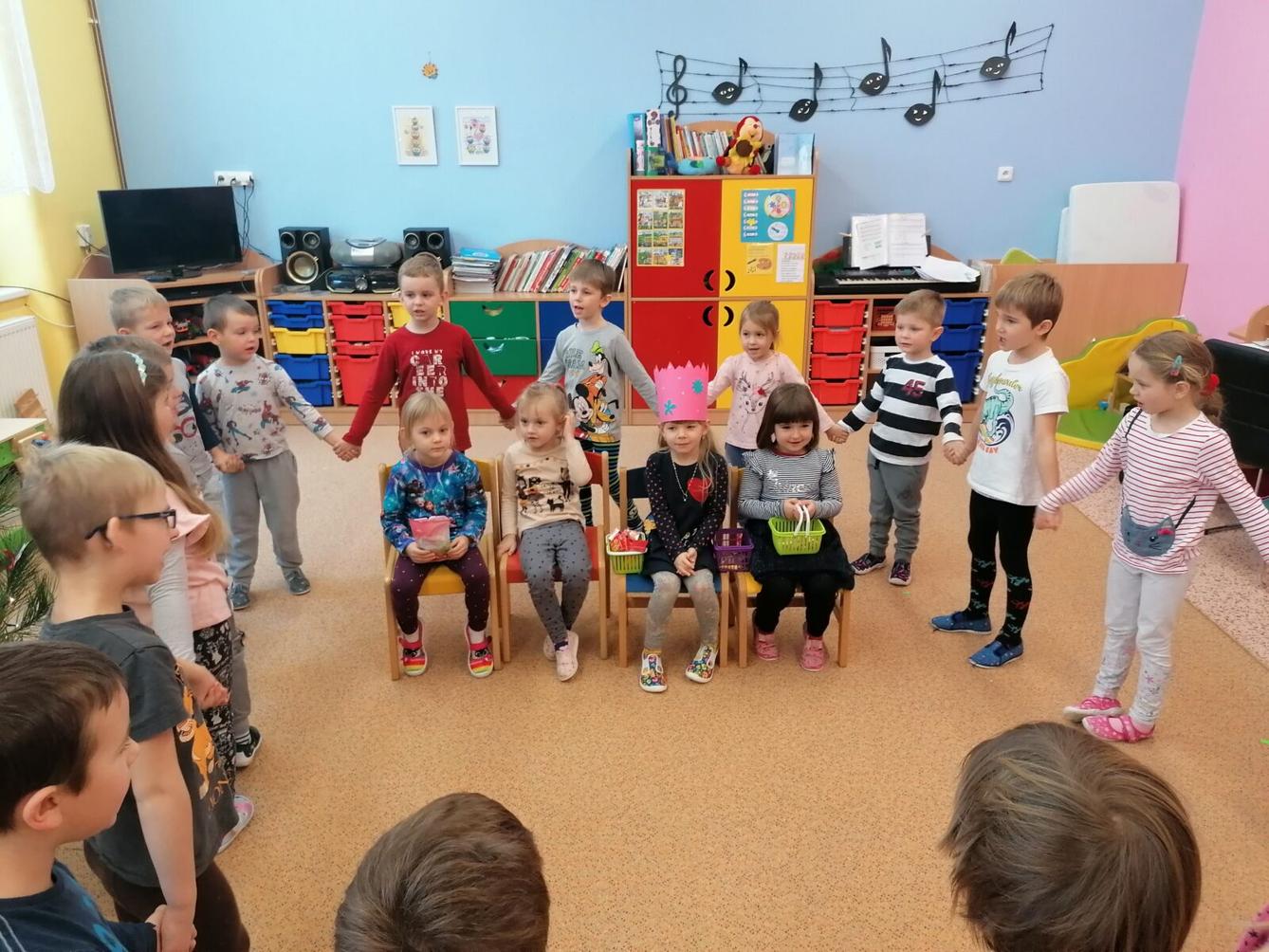 Slavíme: Klárka- narozeniny, Lucinka a Julinky - svátky :-) - 1