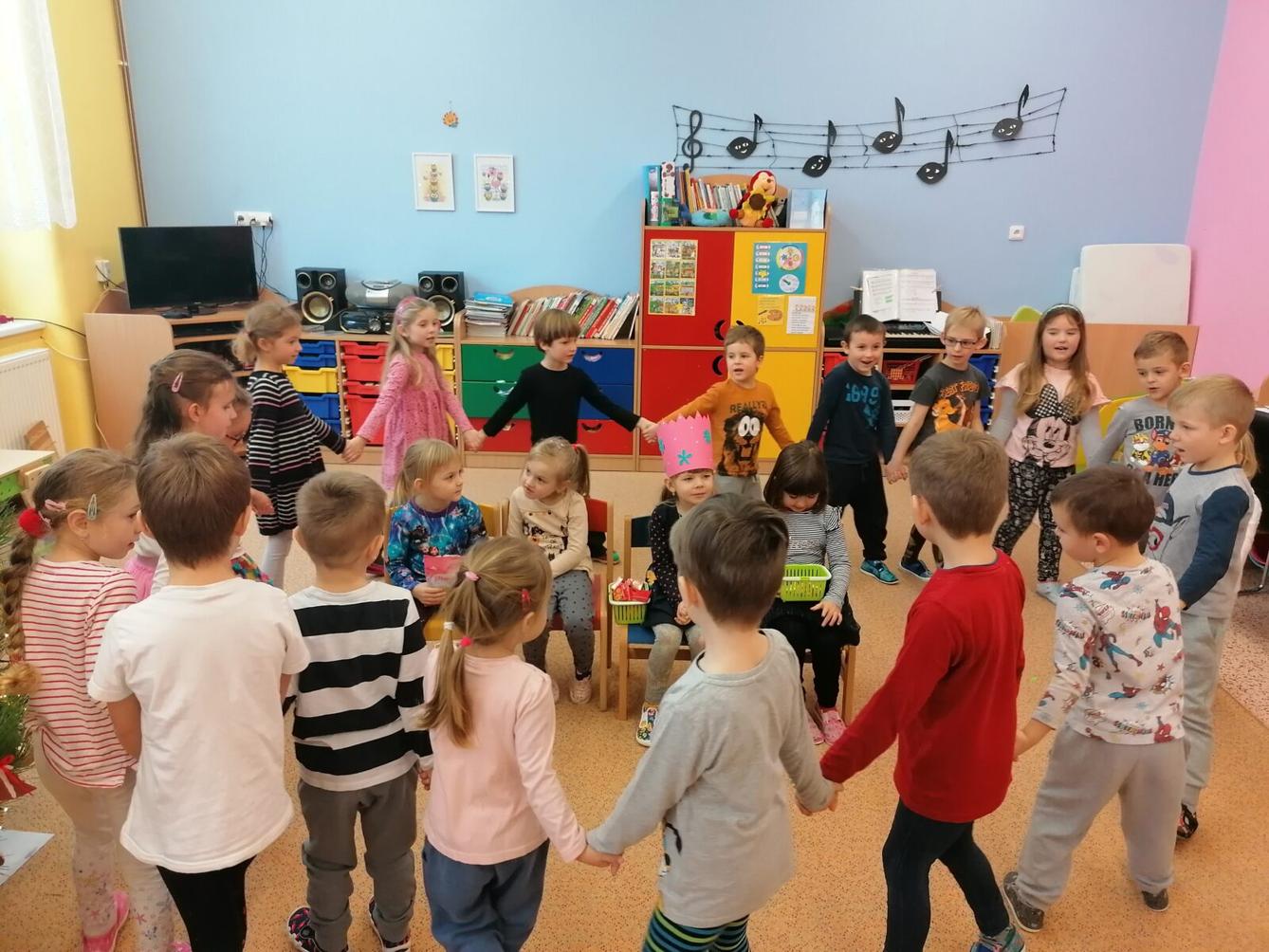 Slavíme: Klárka- narozeniny, Lucinka a Julinky - svátky :-) - 3