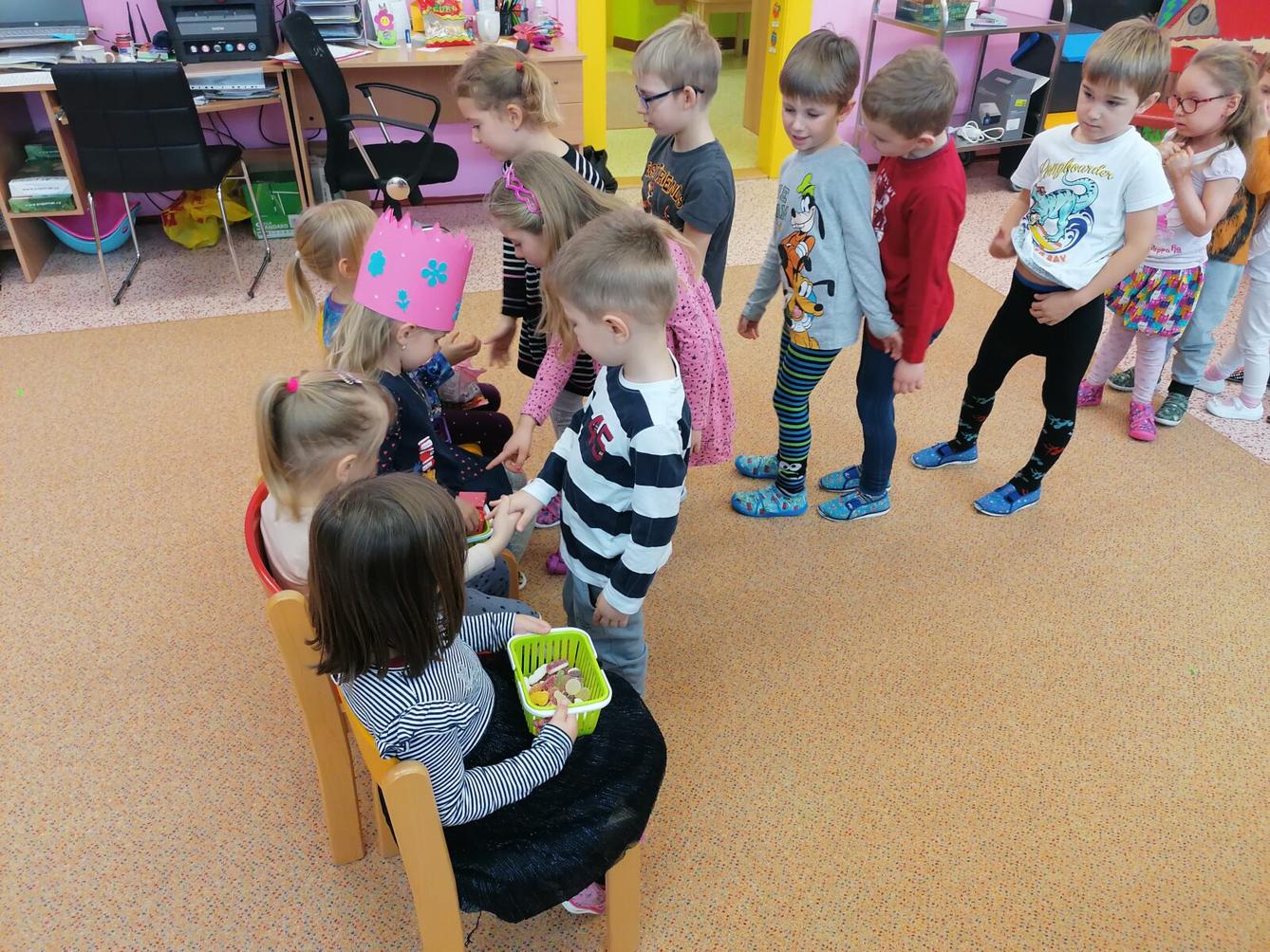 Slavíme: Klárka- narozeniny, Lucinka a Julinky - svátky :-) - 8