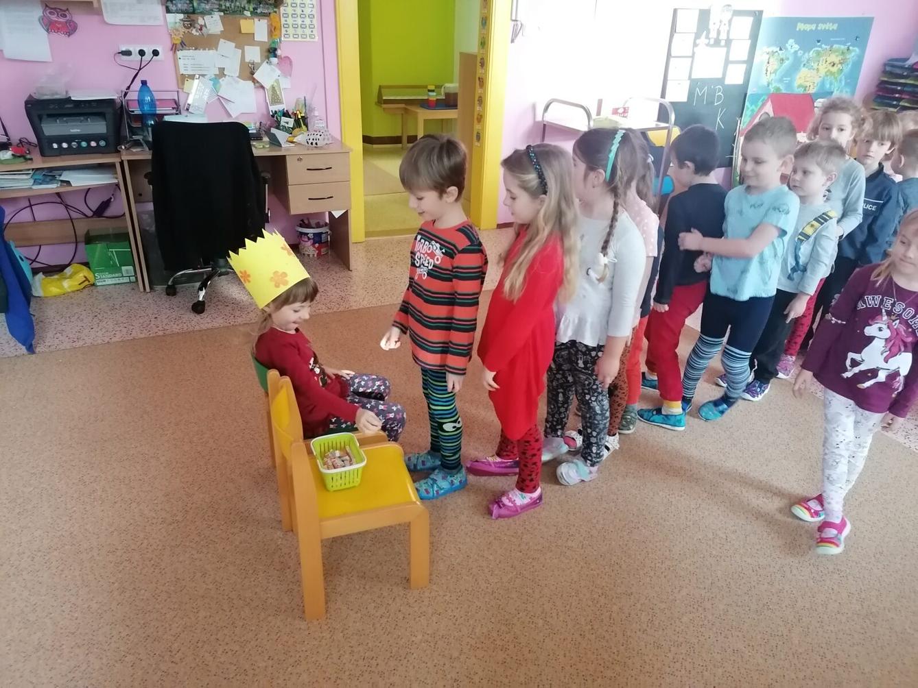 Slavíme: Anitka měla narozeniny :-) - 4