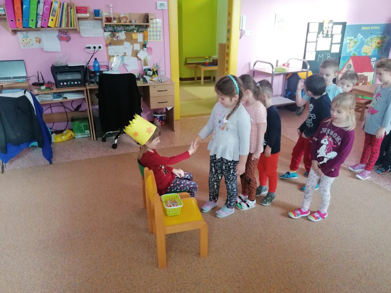 Slavíme: Anitka měla narozeniny :-) - 5