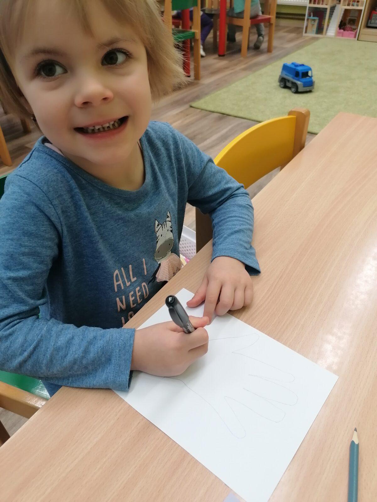 Tvořeníčko, tvoření: "Sněkulák", rodinka sněhuláků :-) - 16