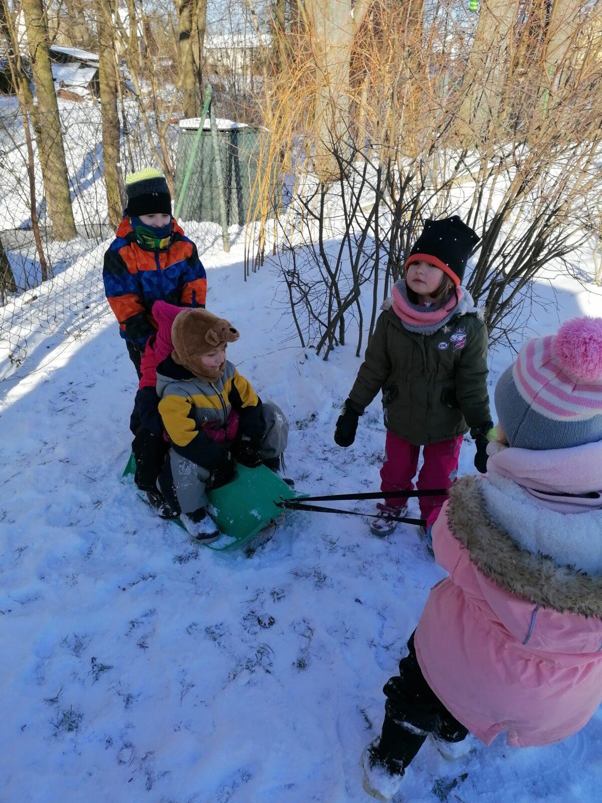 Dovádíme ve sněhu!!!!! :-) - 6