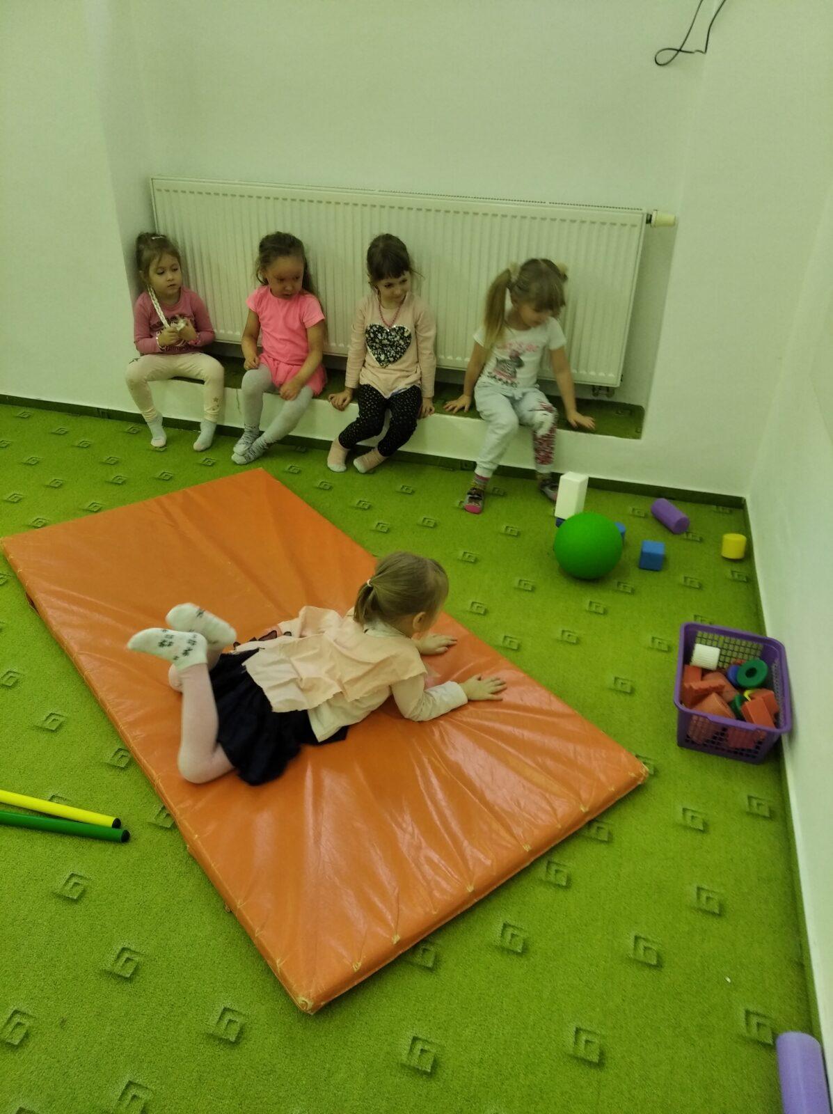 broučci a sovičky: zimní radovánky-olympiáda (1) - 78