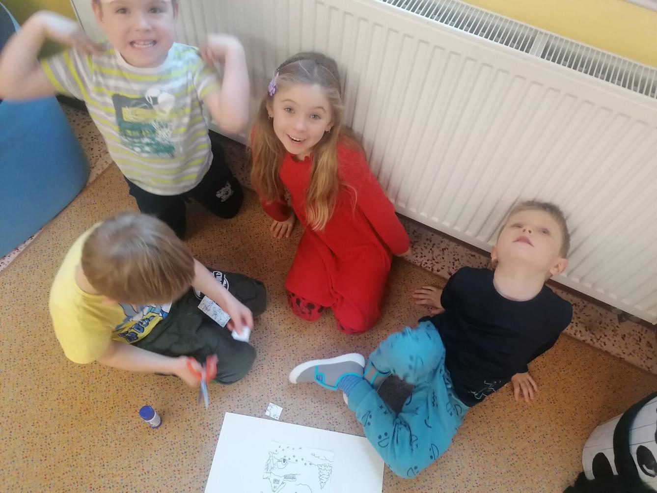 "Zvířátka a ptáčci v zimě" - skupinové práce :-) - 6