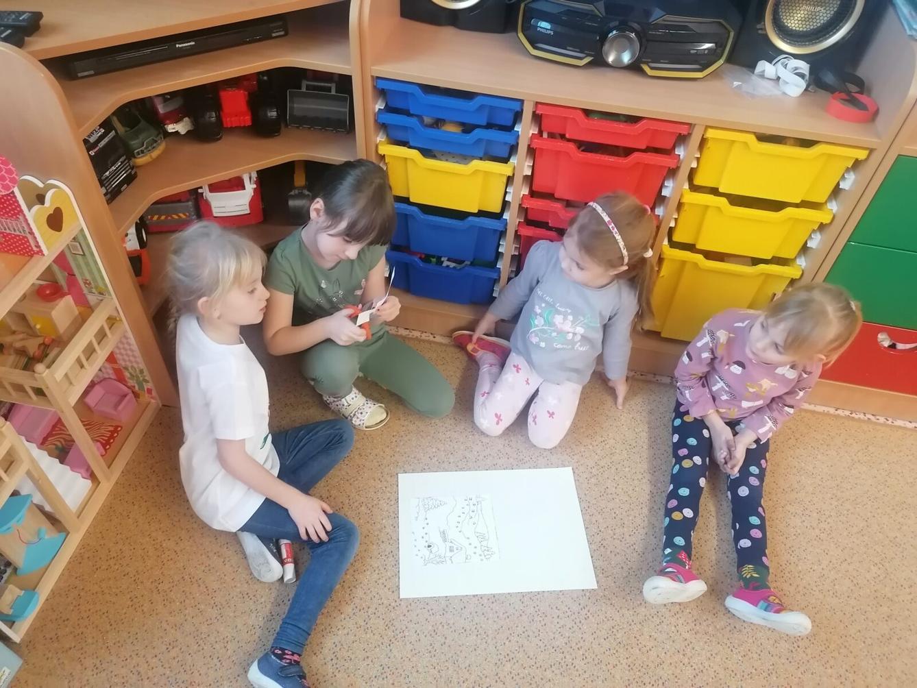 "Zvířátka a ptáčci v zimě" - skupinové práce :-) - 7