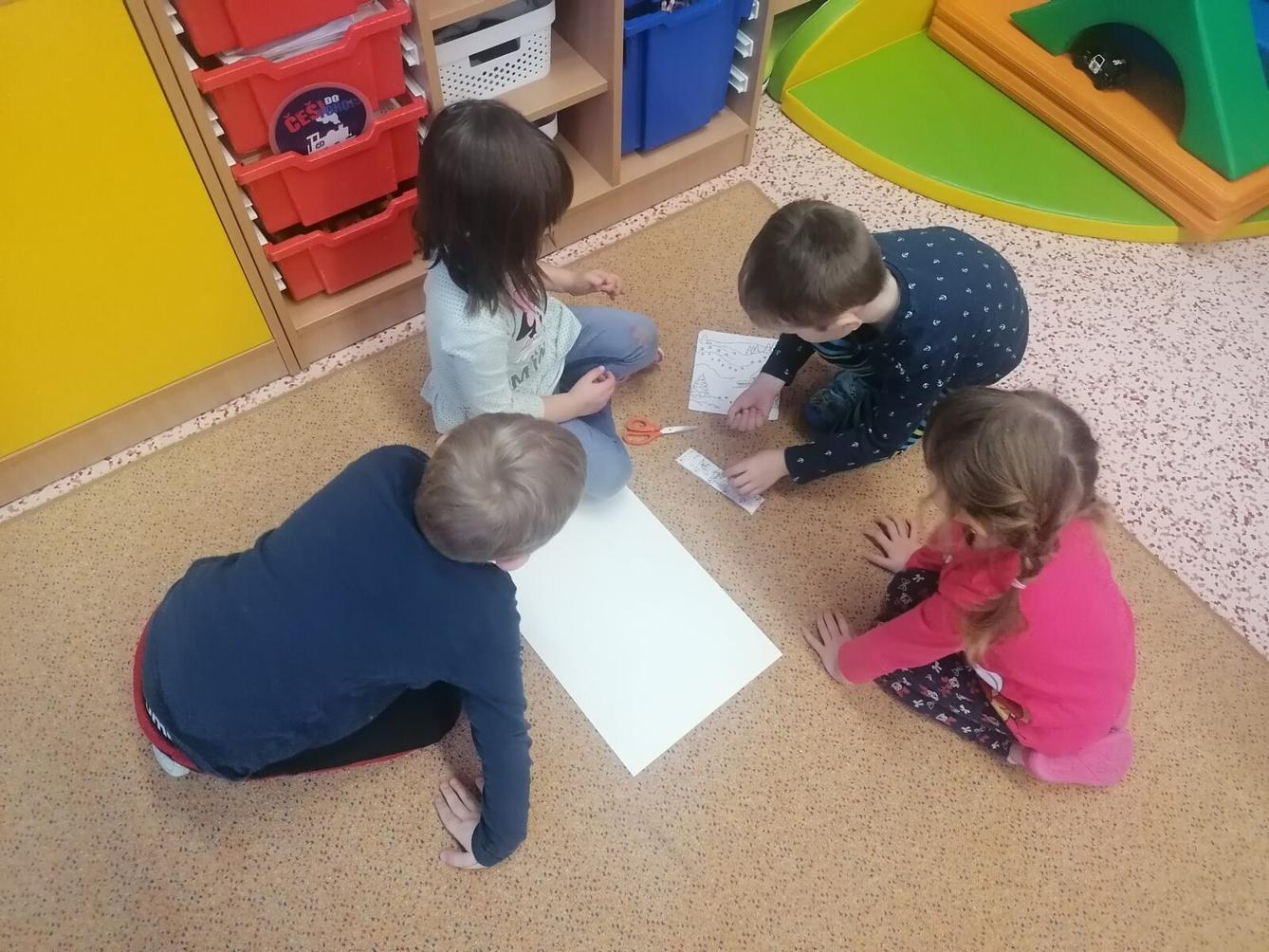 "Zvířátka a ptáčci v zimě" - skupinové práce :-) - 8