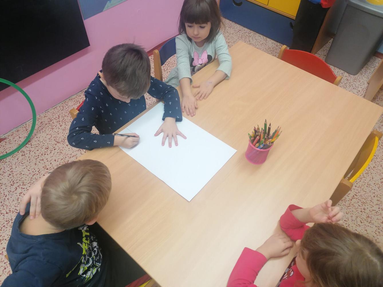 "Zvířátka a ptáčci v zimě" - skupinové práce :-) - 14