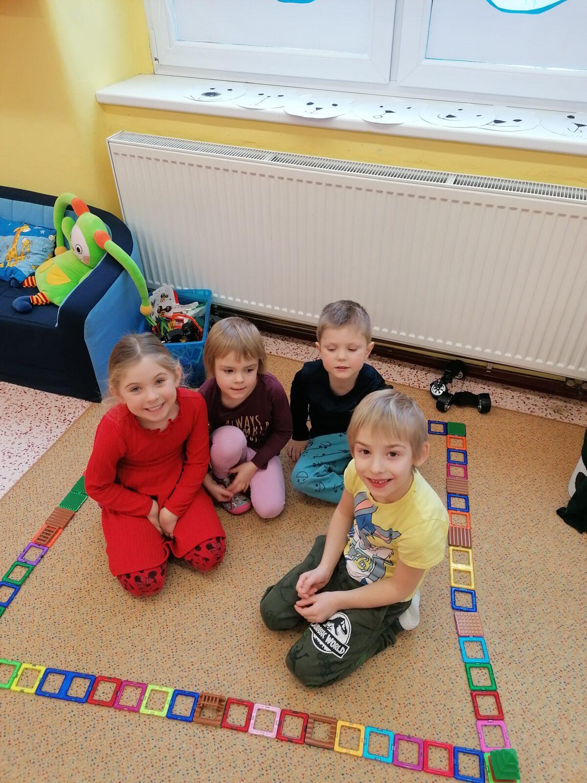 "Zvířátka a ptáčci v zimě" - skupinové práce :-) - 86