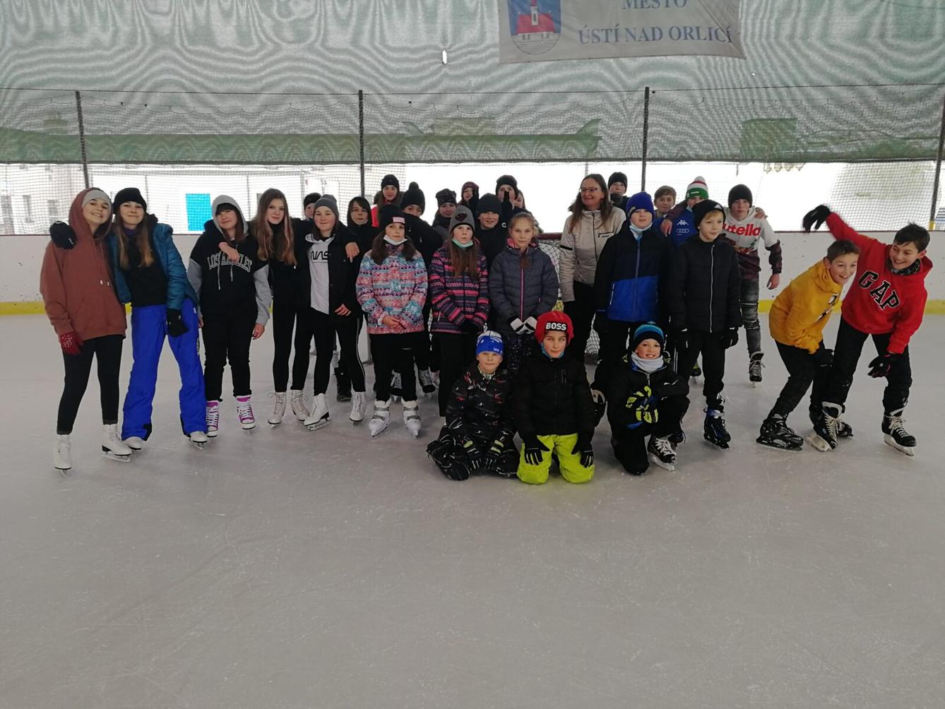 Radost na bruslích - 1. 2. 2022 - 25