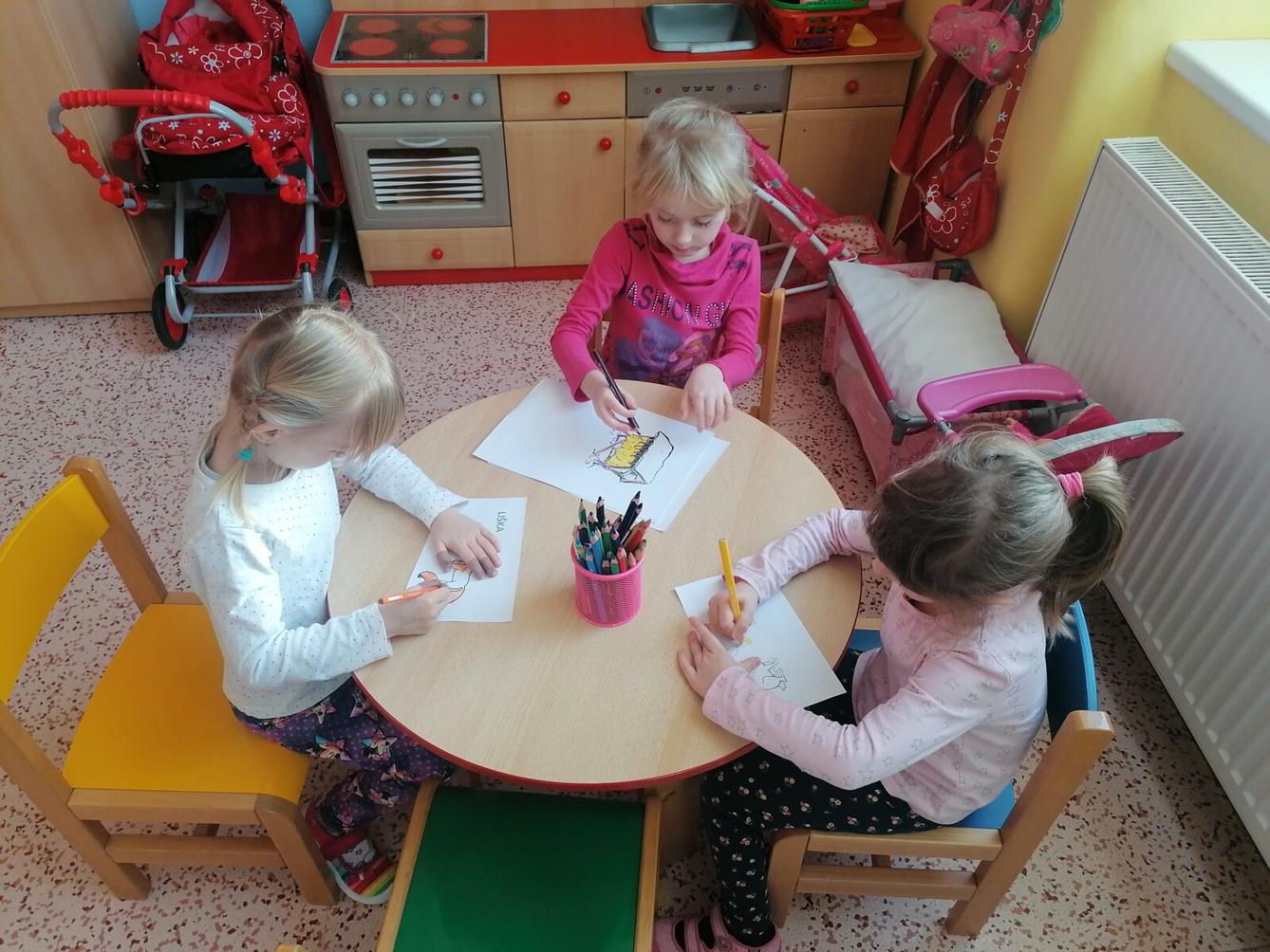 "Zvířátka a ptáčci v zimě" - skupinové práce :-) - 105