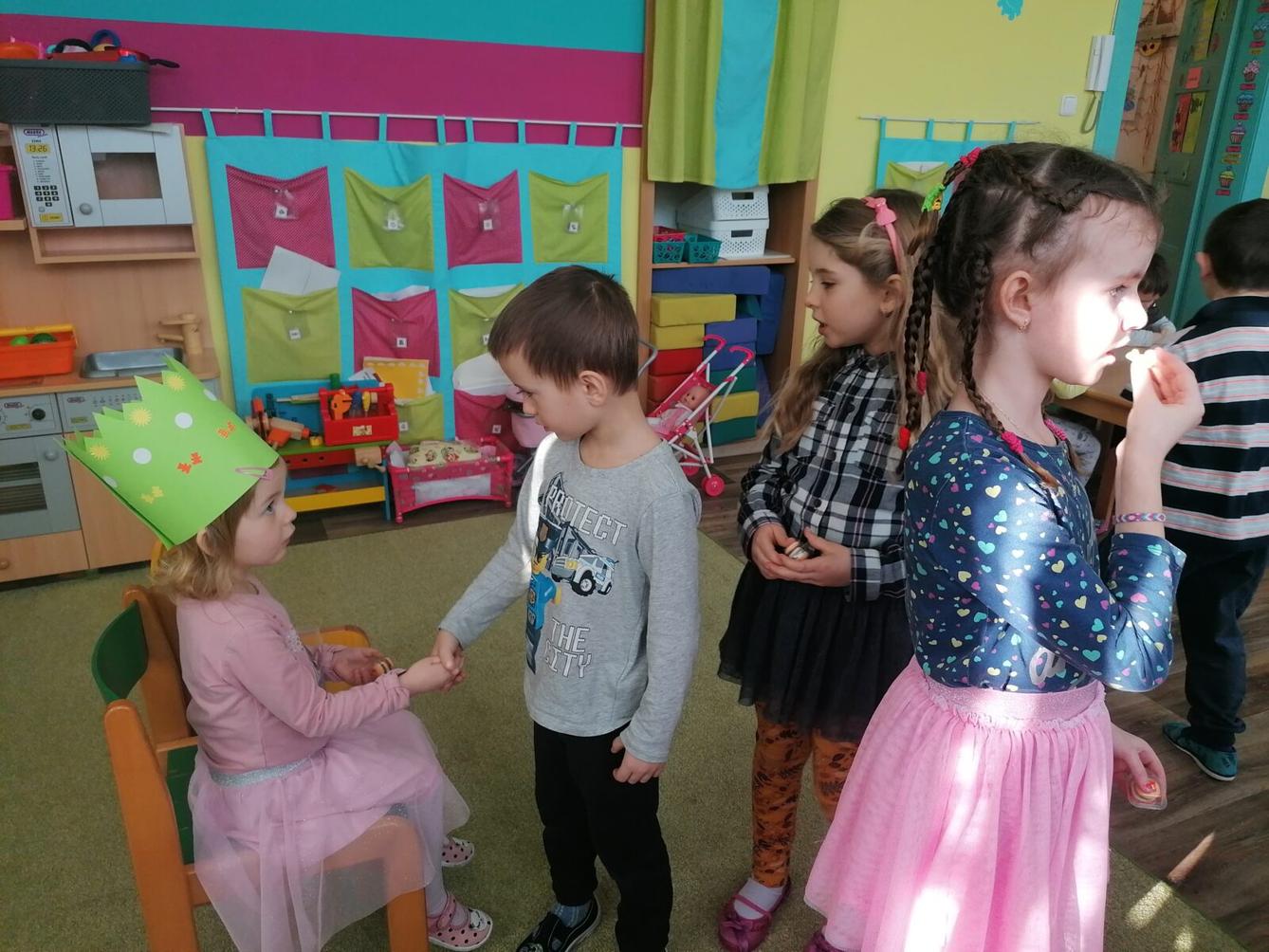 Slavíme: Nelinka měla narozeniny :-) - 13