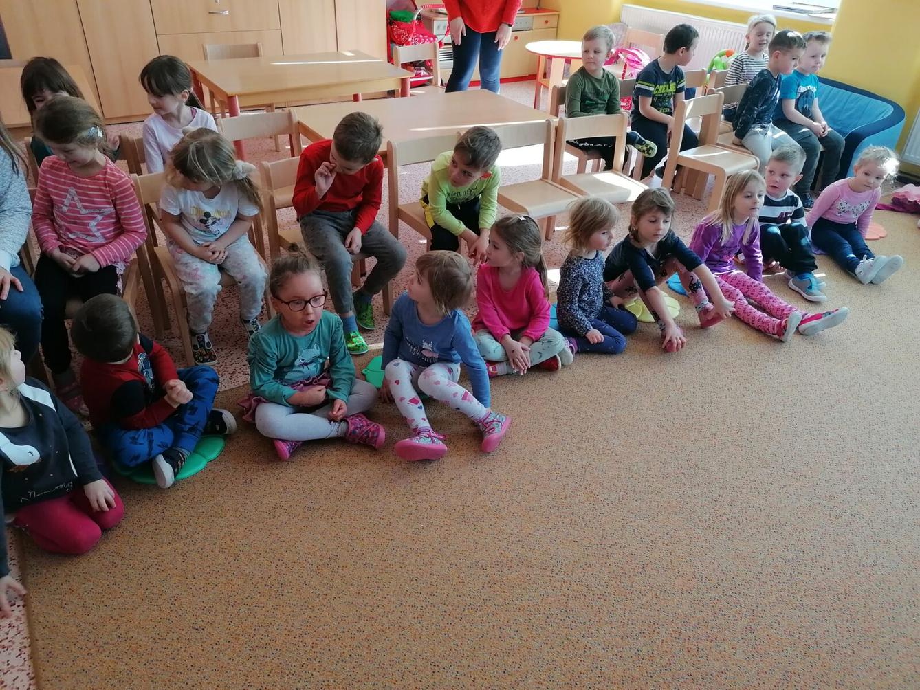 Dramatizace pohádky: "ČERVENÁ KARKULKA" :-) - 11