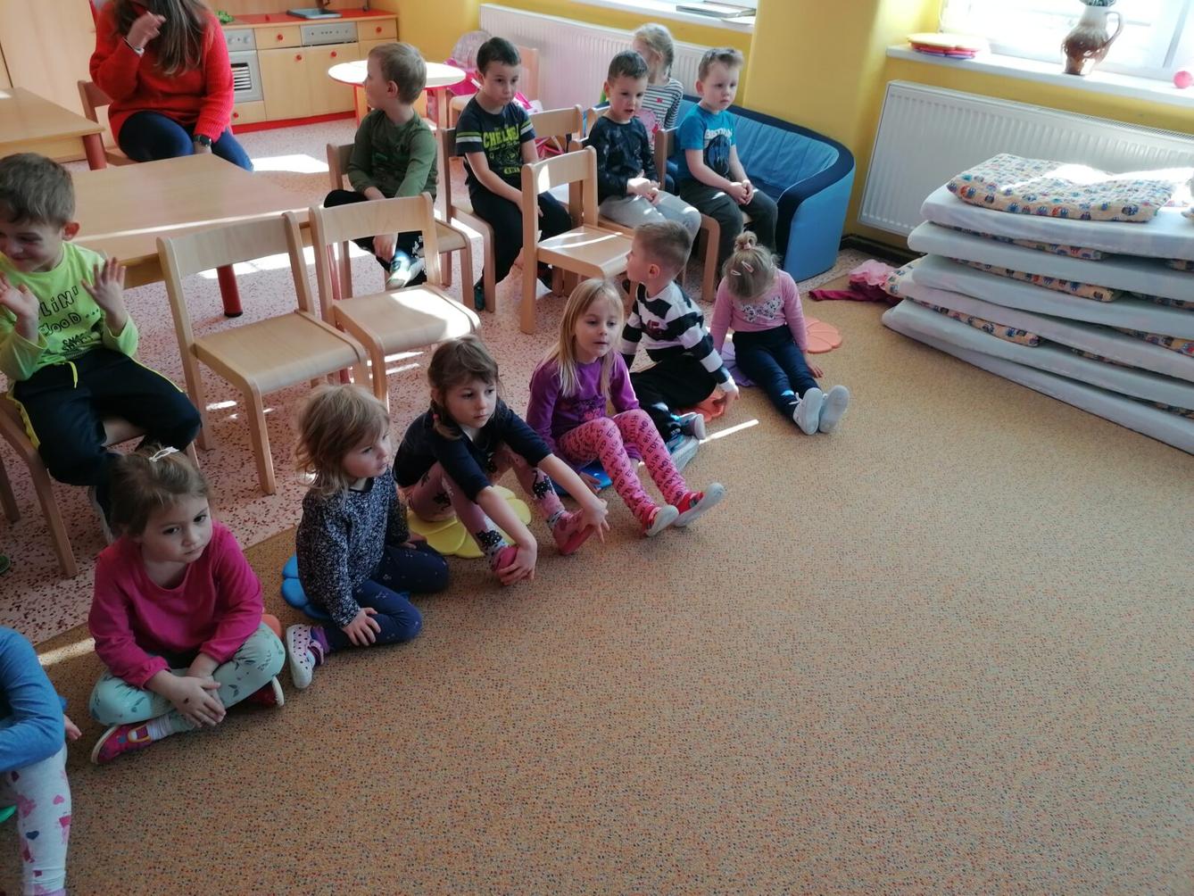 Dramatizace pohádky: "ČERVENÁ KARKULKA" :-) - 12