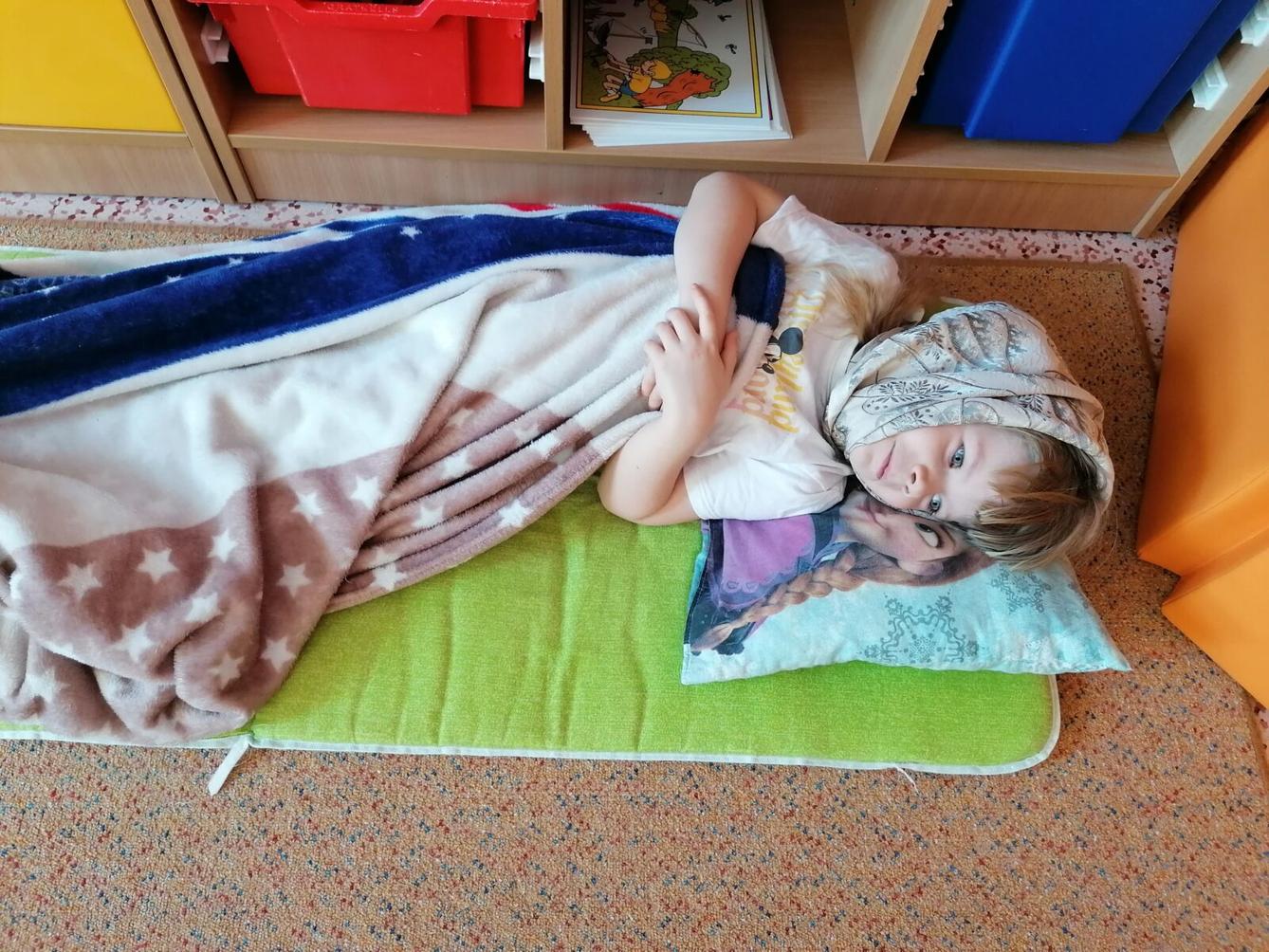 Dramatizace pohádky: "ČERVENÁ KARKULKA" :-) - 19