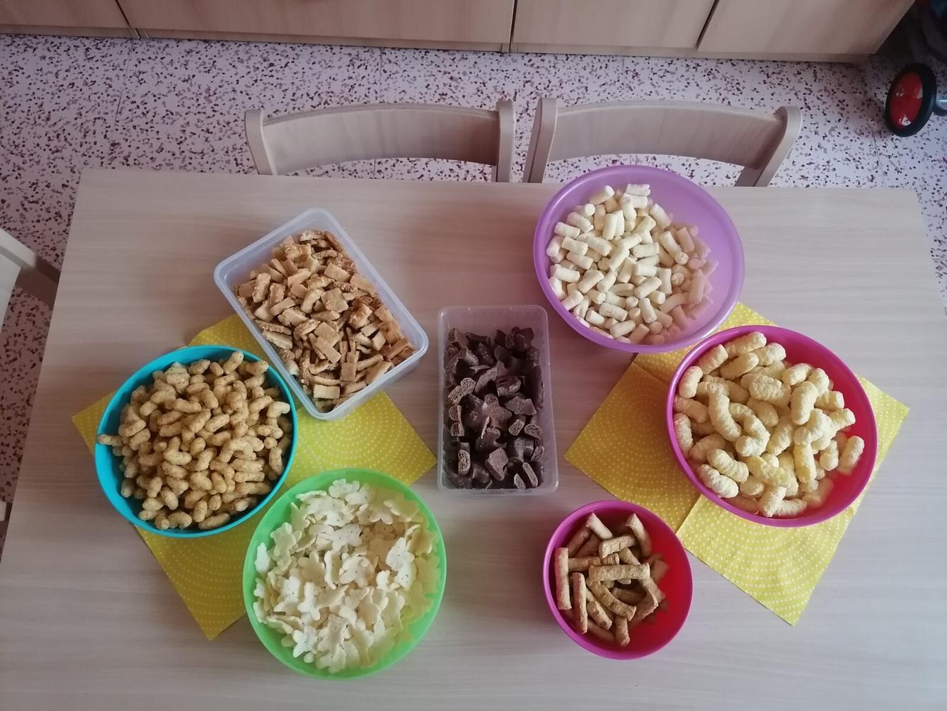 Přípravy na karneval a karnevalové dopoledne:-) - 29