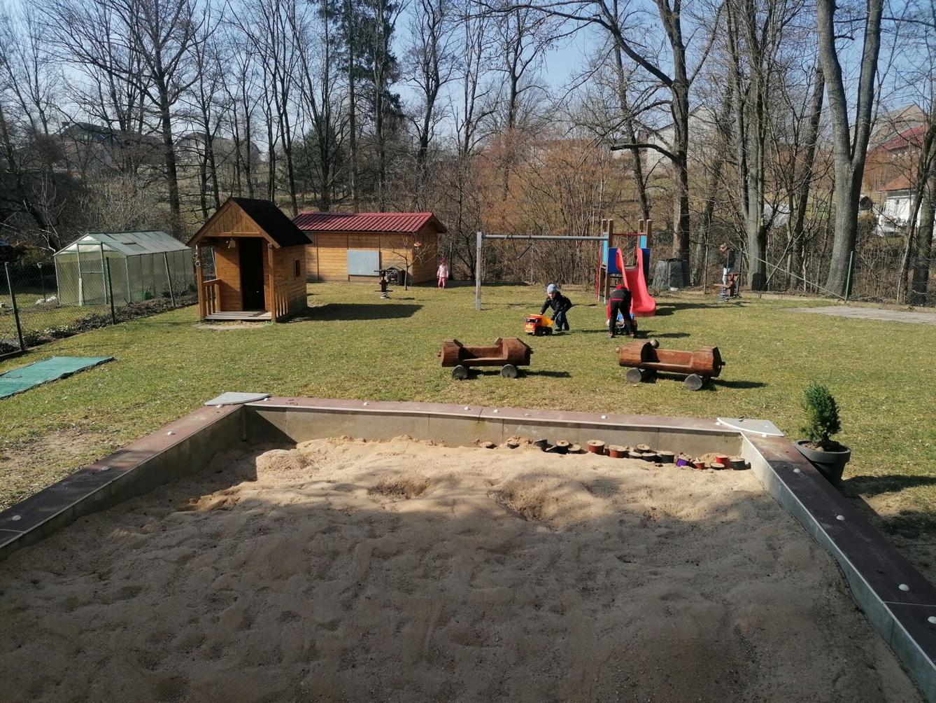 "pracujeme na zahradě" :-) - 5