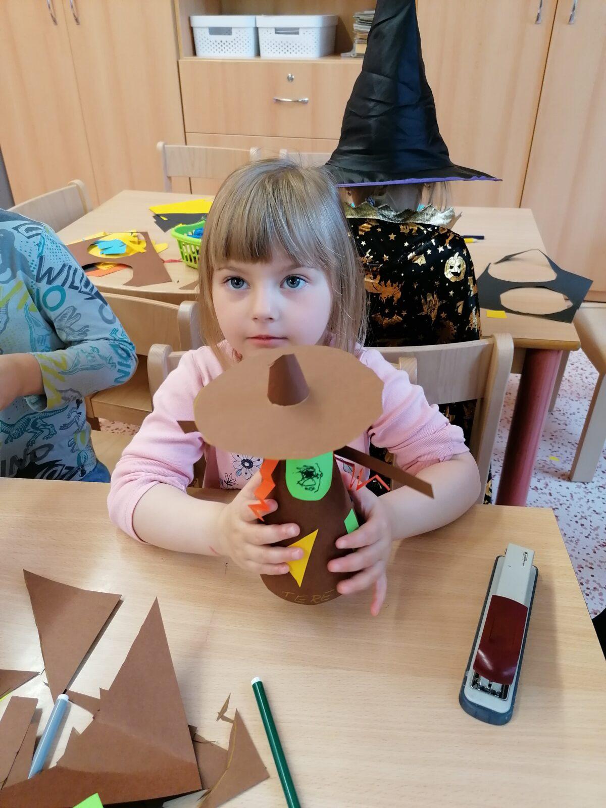 Čarodějnický týden v MŠ :-) - 44