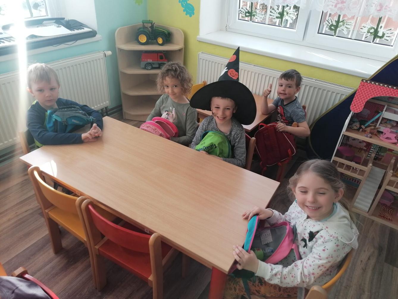 Čarodějnický týden v MŠ :-) - 73