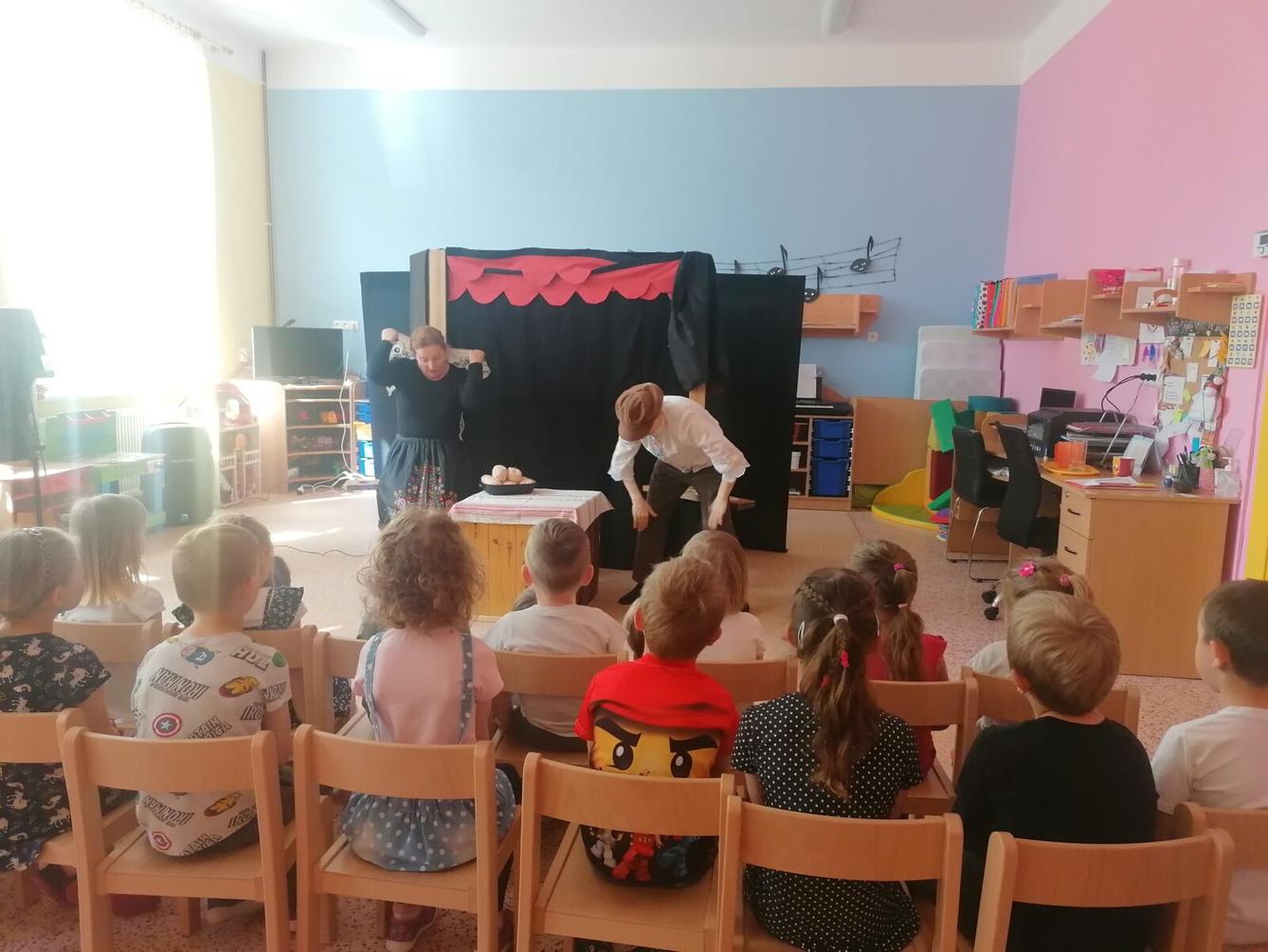 divadélko: "Jak Honza ke štěstí přišel" :-) - 3