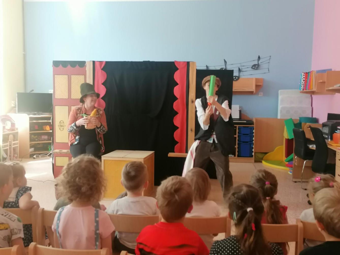 divadélko: "Jak Honza ke štěstí přišel" :-) - 7