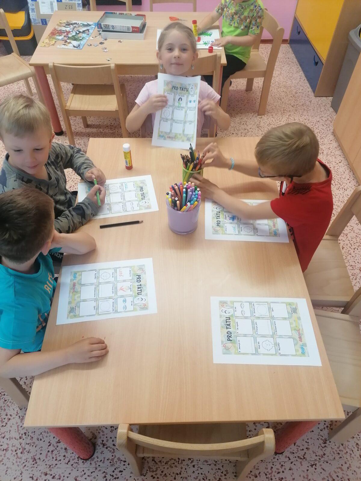 Výroba dárečků pro tatínky II. :-) - 1