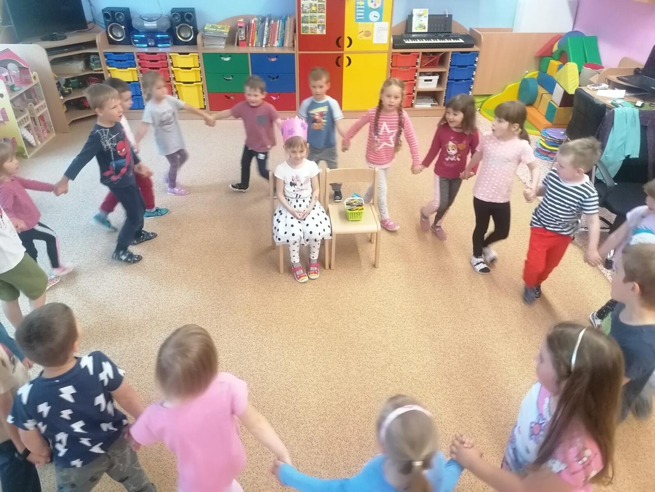 Slavíme: Lucinka měla narozeniny :-) - 1