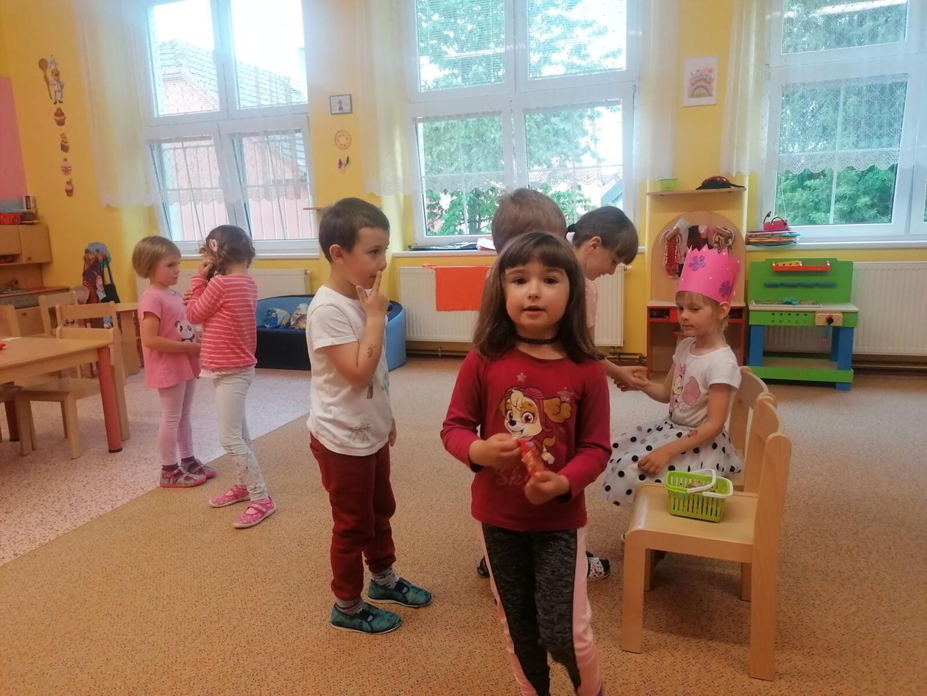 Slavíme: Lucinka měla narozeniny :-) - 8