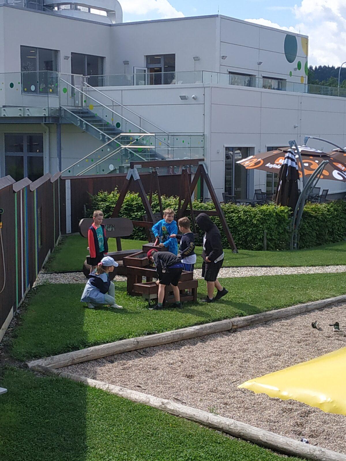 Prvňáčci na výletě v Letohradě - 27