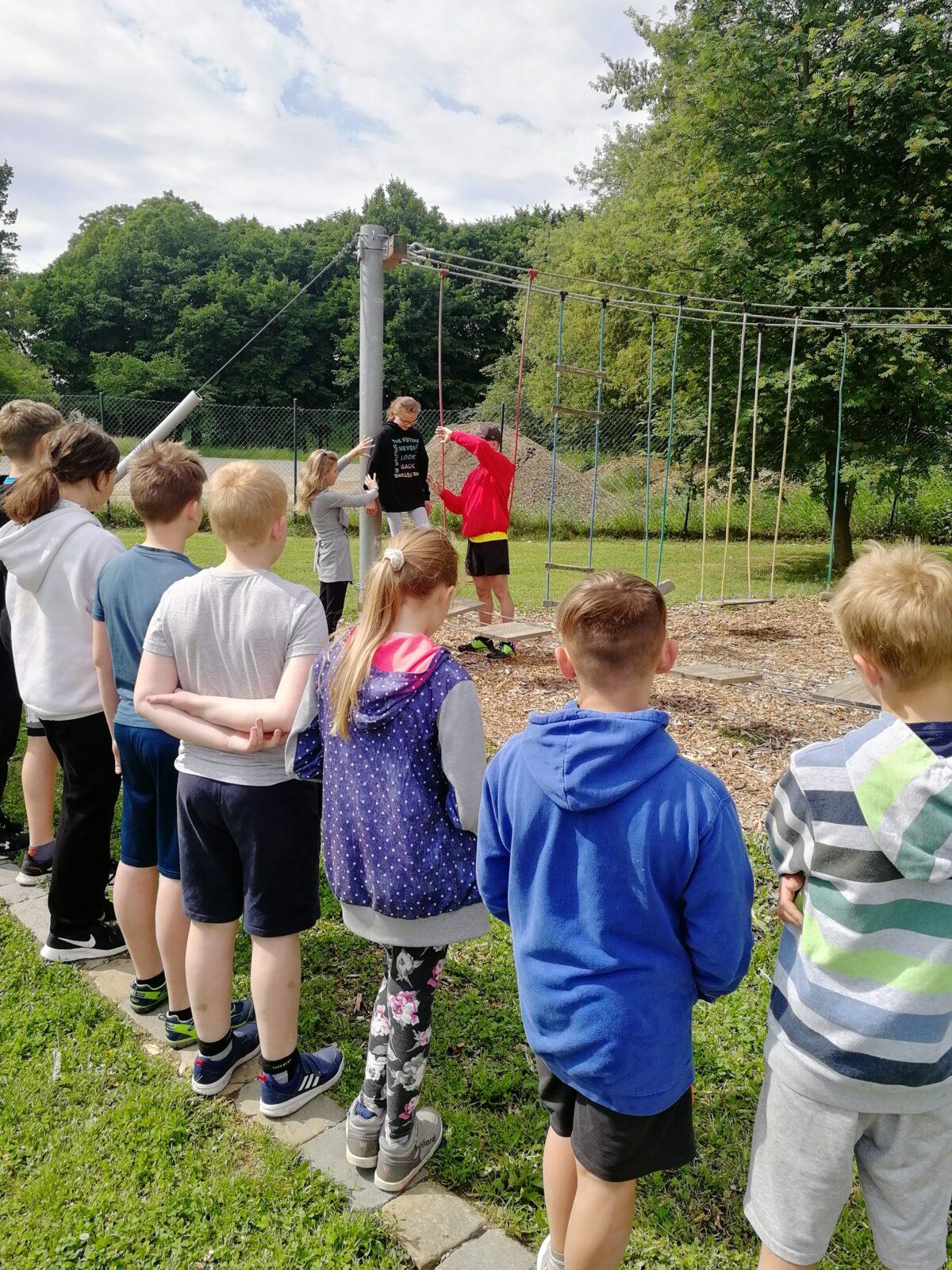 Pozvánka na výlet - 6. A - 5