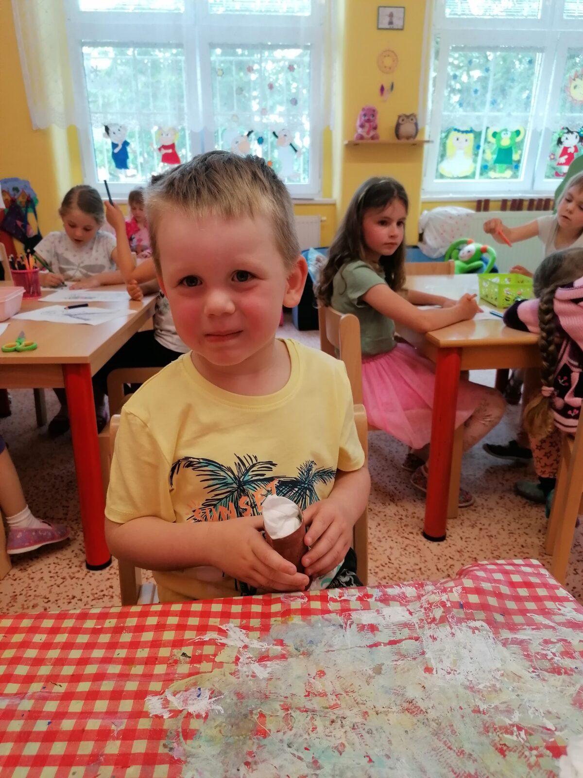 Tvořeníčko, tvoření: "Čím budu až vyrostu?" - cukráři :-) - 44