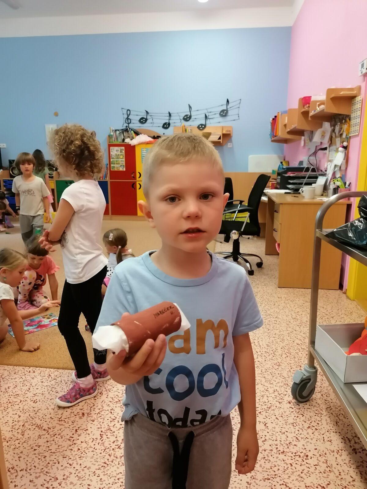 Tvořeníčko, tvoření: "Čím budu až vyrostu?" - cukráři :-) - 62