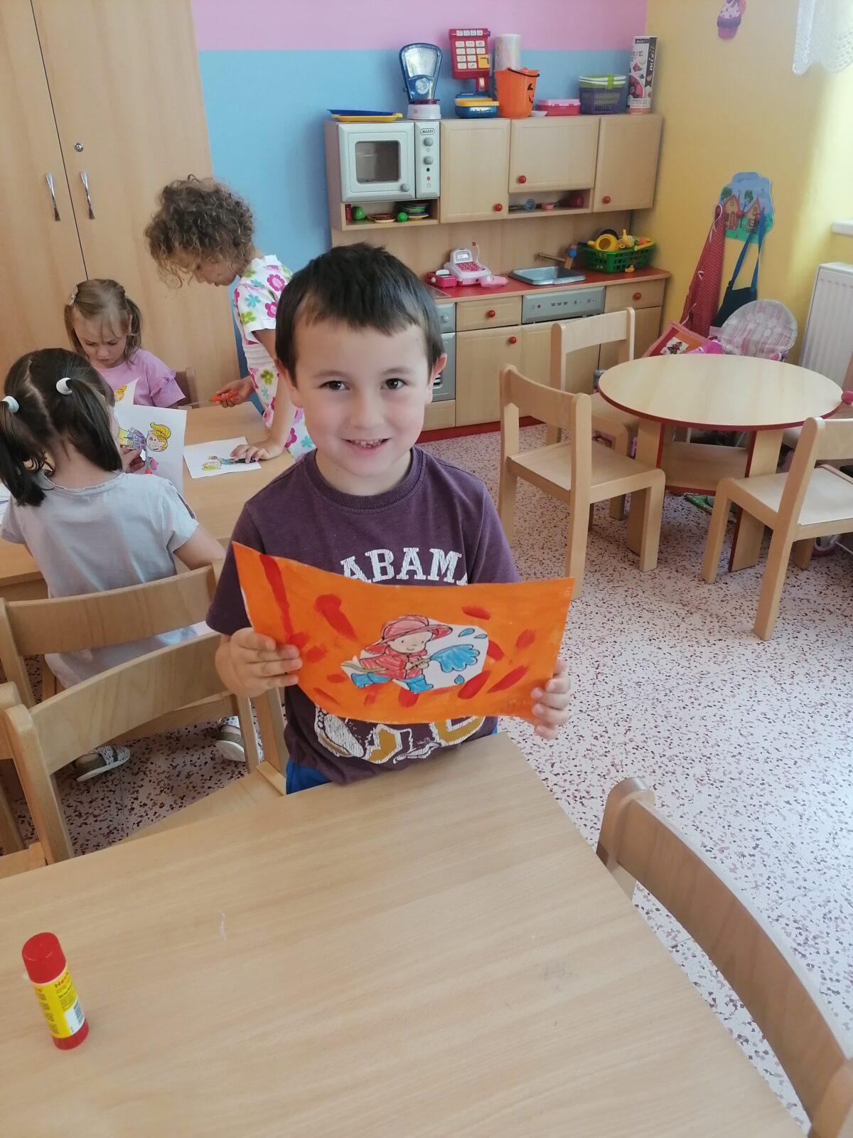 Tvořeníčko, tvoření: "Čím budu až vyrostu?", hasiči a malíři pokojů :-) - 35