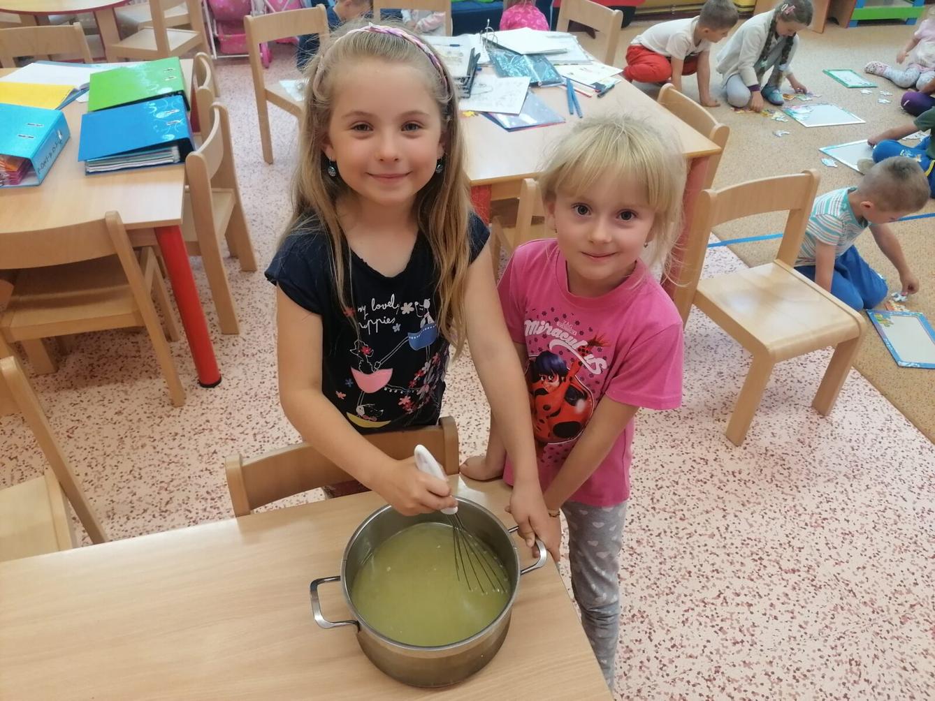 Tvořeníčko, tvoření: "Čím budu až vyrostu?" - vyrábíme bezovou šťávu :-) - 59