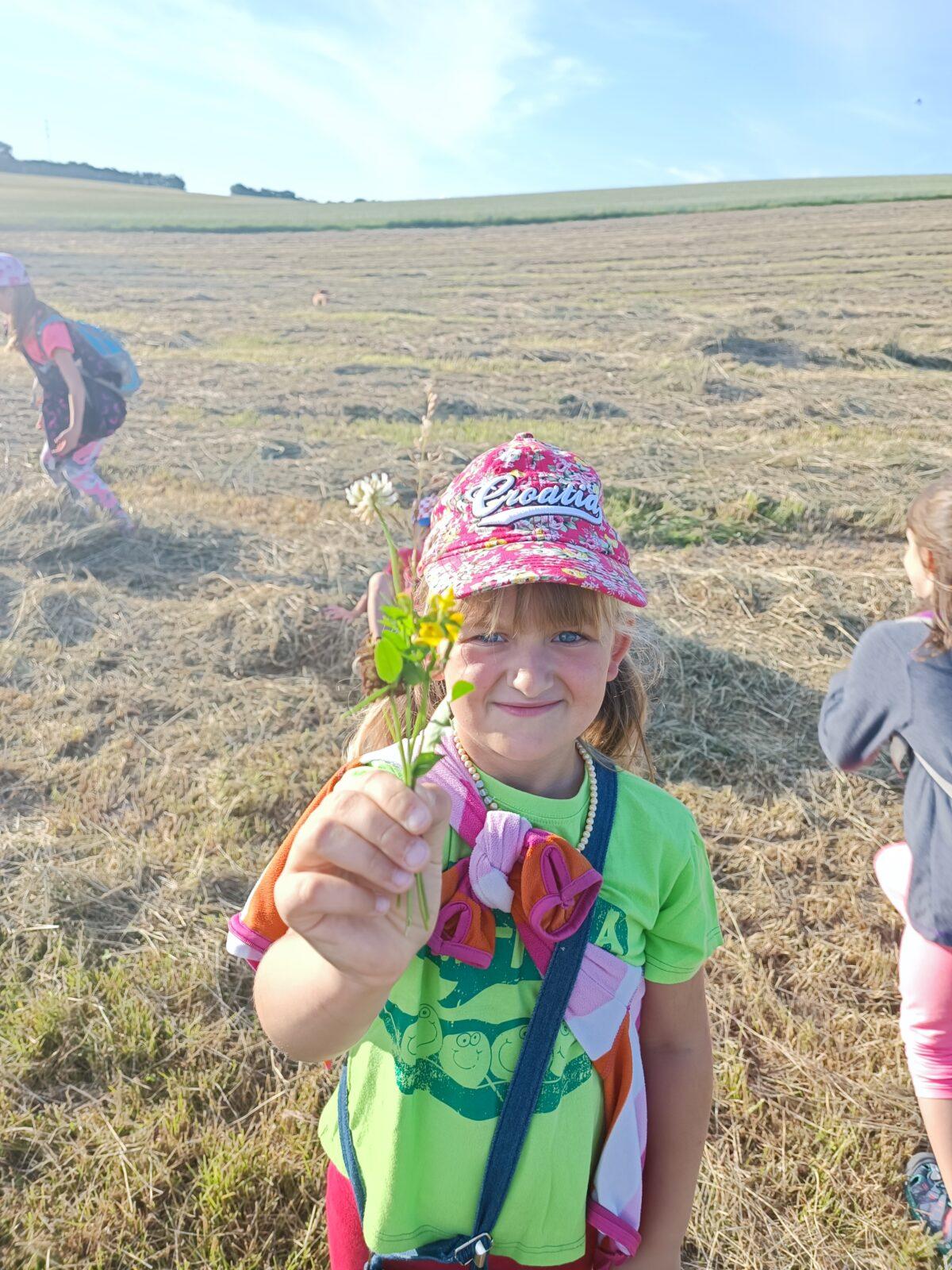 TLAPKY - spaní ve škole - 4