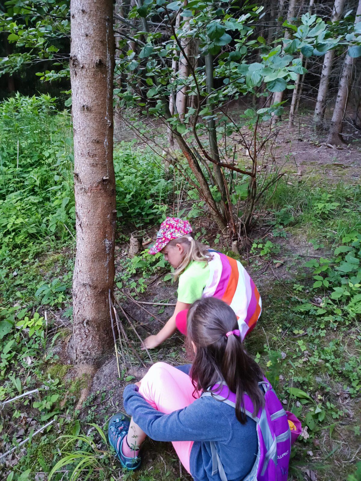 TLAPKY - spaní ve škole - 18