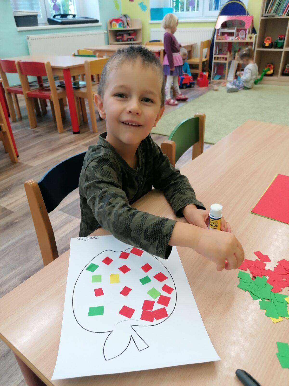 Tvořeníčko, tvoření: "Čas Jablíčkové vůně" - Broučci :-) - 8