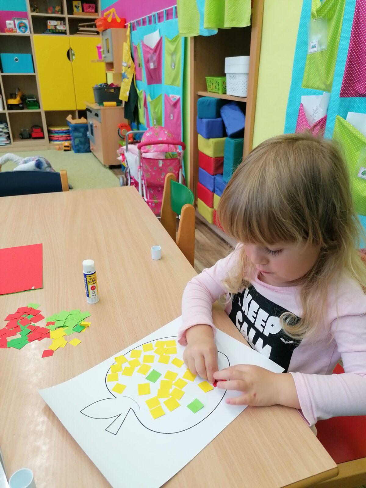 Tvořeníčko, tvoření: "Čas Jablíčkové vůně" - Broučci :-) - 12