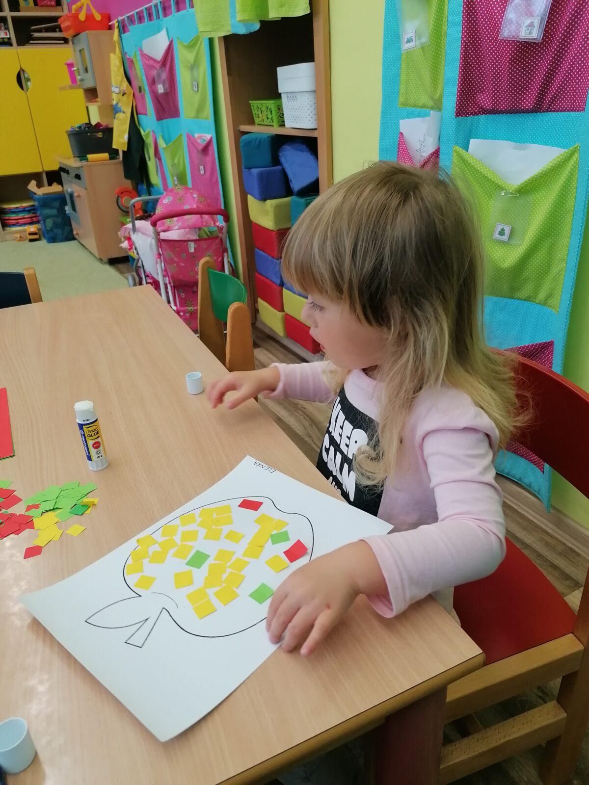 Tvořeníčko, tvoření: "Čas Jablíčkové vůně" - Broučci :-) - 13