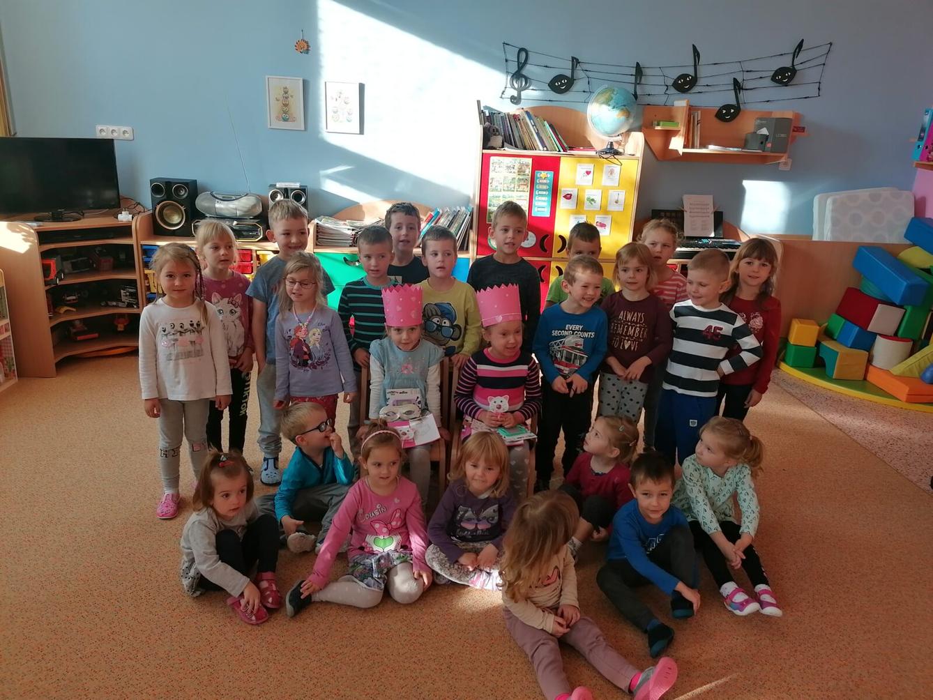 Slavíme!! Sárinka a Julinka měly narozeniny :-) - 10