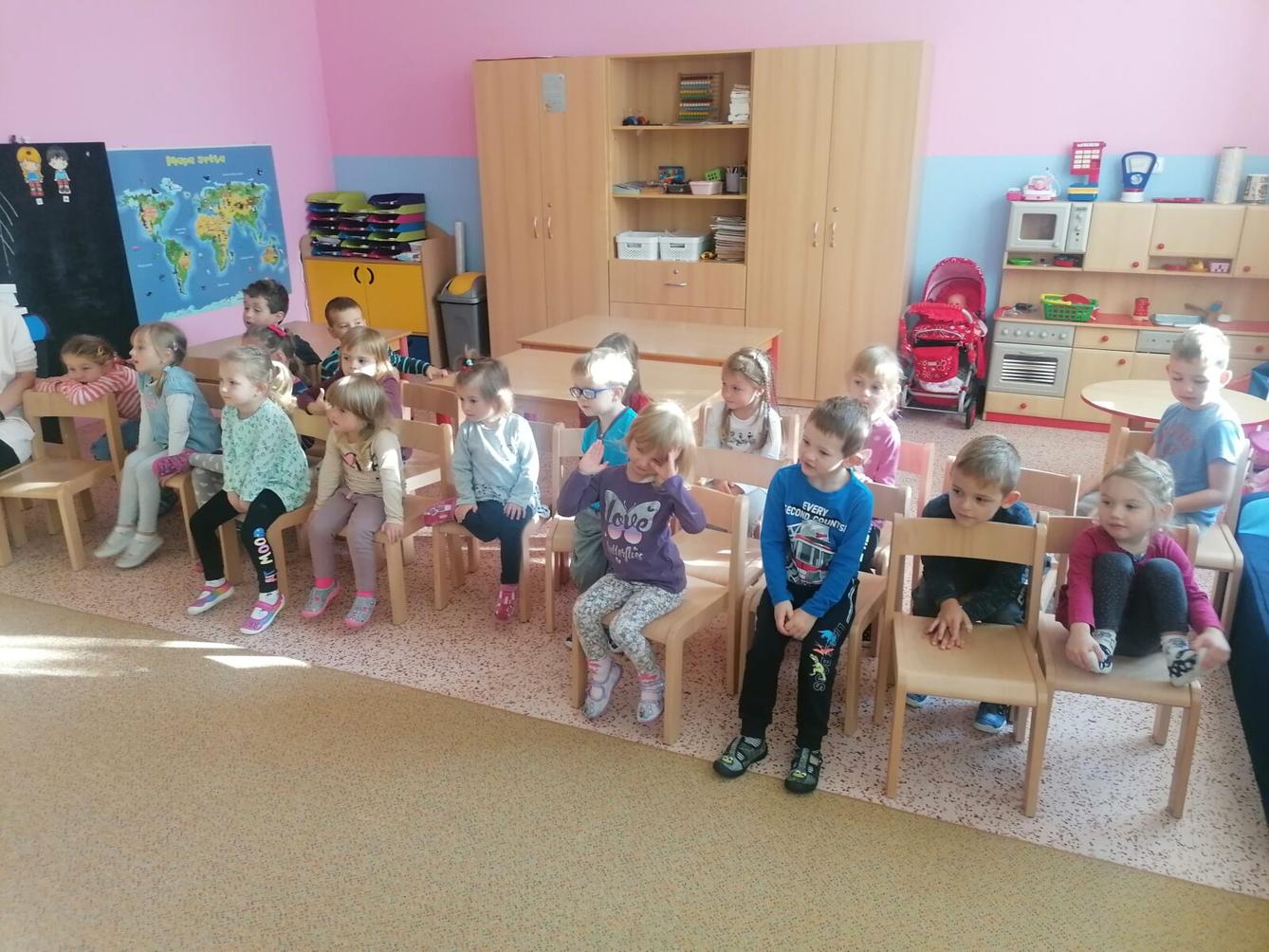 Hrajeme pohádku "O veliké řepě" :-) - 16