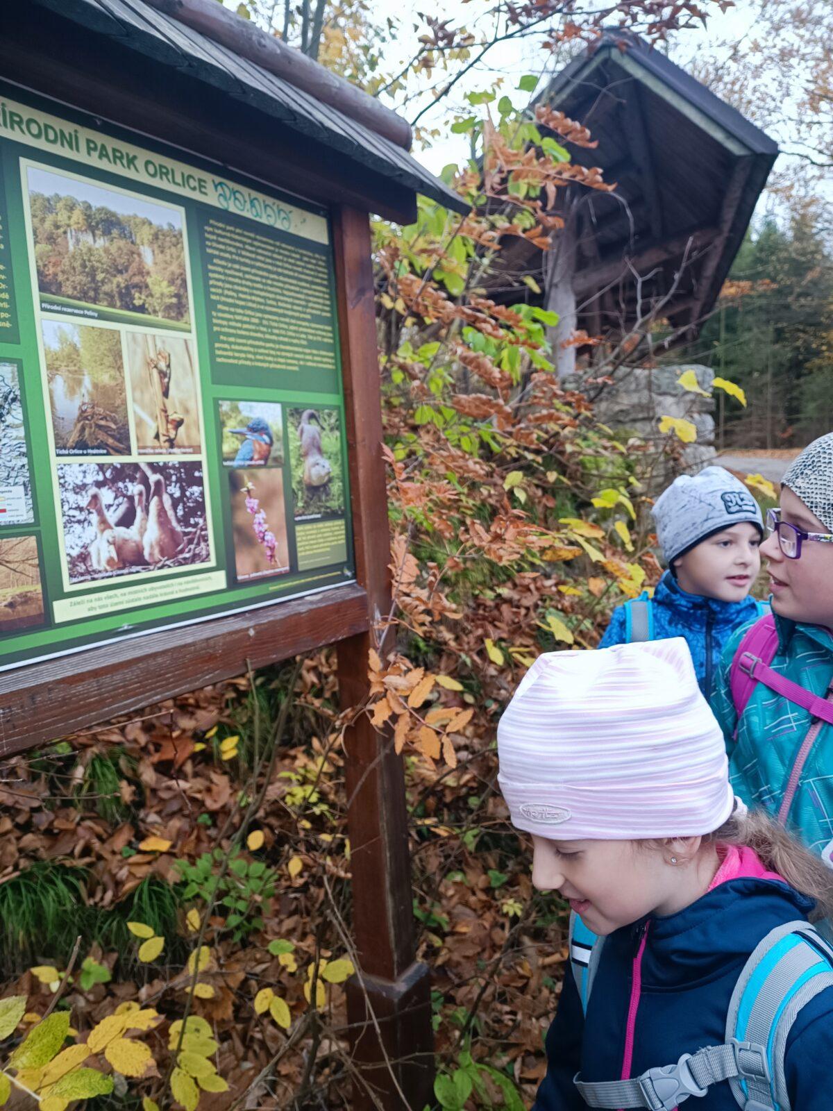 TLAPKY - říjen - 2